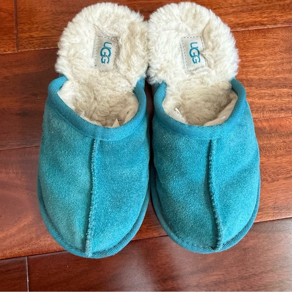 UGG Teal Suede Slippers - Picture 5 of 8
